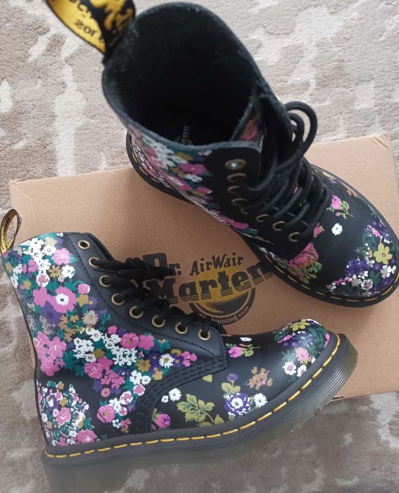 Sorel/Dr.Martens N36  топли боти.