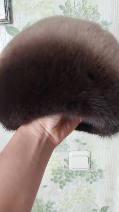 Норковые береты продам
