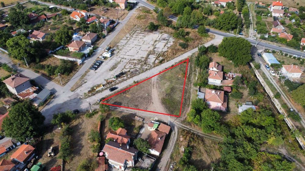 Продава се Парцел в Радомир - 1100 кв.м за 28 €/кв.м - Снимка #2