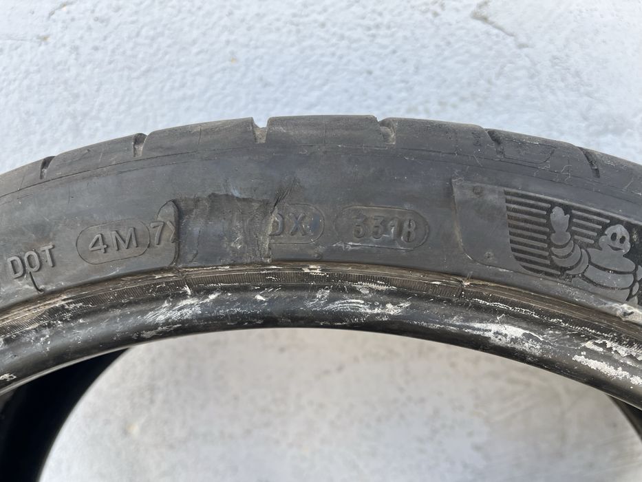 4 бр. летни гуми 235/35/20 Michelin PS4 TO DOT 3318 4-5 mm