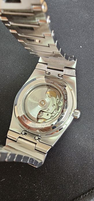 Продам часы Tissot PRX 40 мм