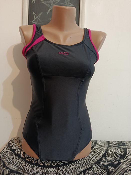 Costum de baie întreg negru Nabaiji mărimea M 38