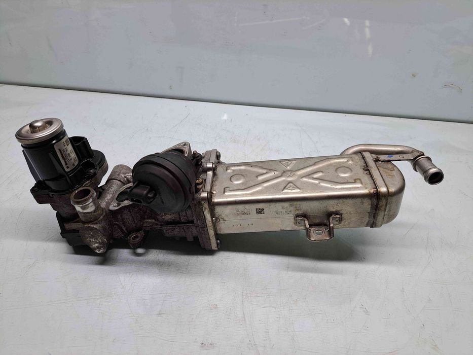 Racitor gaze  Volkswagen Passat B6 (3C2) [Fabr 2005-2010] 03L131512DQ