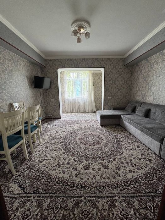 Чилонзор Новза метро якинида квартира арендага берилади