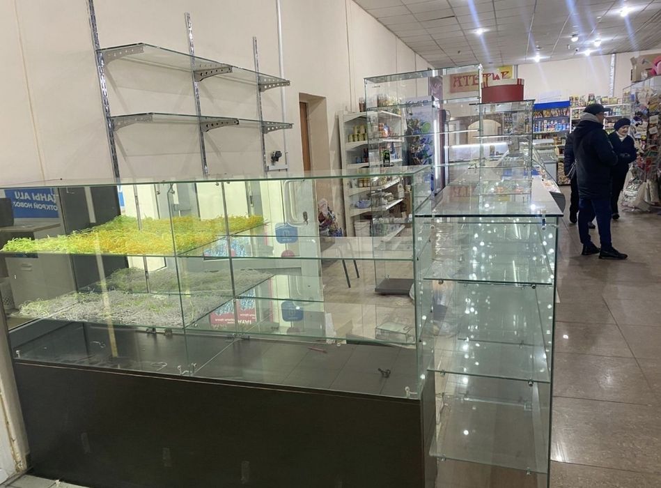 Продается витрины