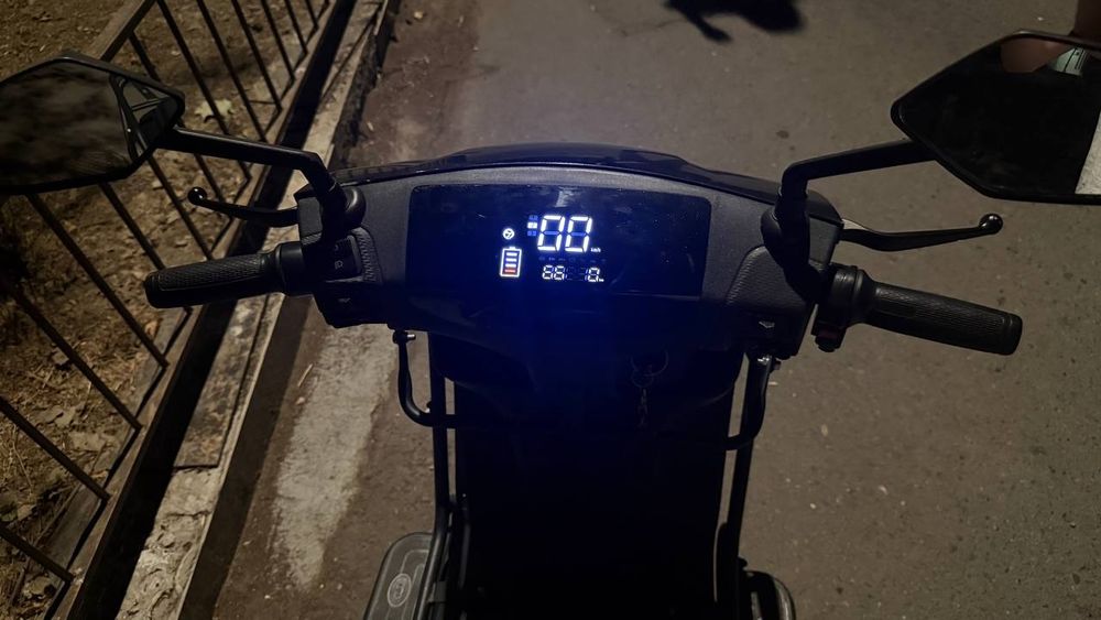 Электро скутер Sevenmoto