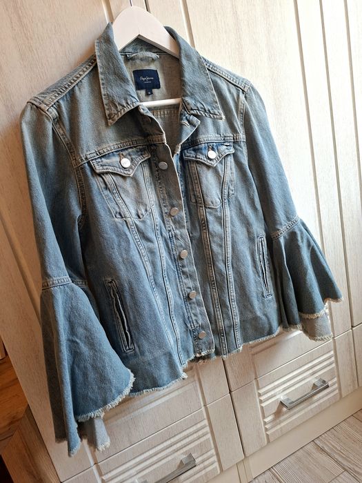 Оригинално дамско  дънково яке на Pepe Jeans