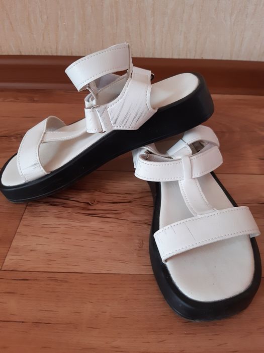 Сандали женские р.37