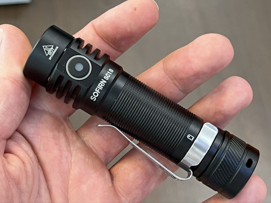 Sofirn SC18 мощен компактен фенер