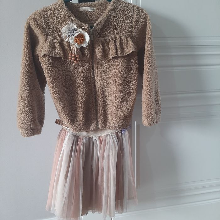 Продам детские вещи для девочек