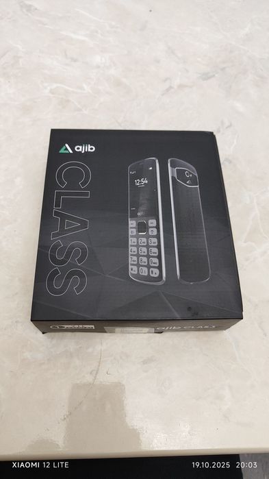 Ajib Class - кнопочный телефон