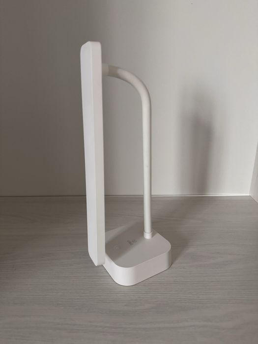 Настольная лампа для письма