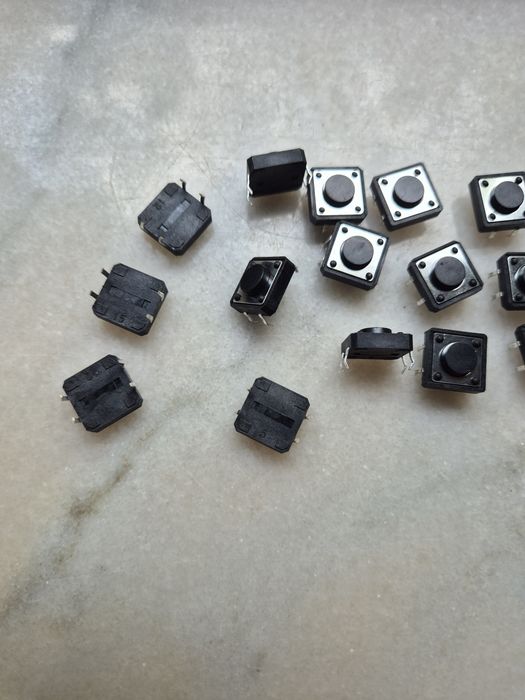 Intrerupator tactil 12x12x5mm