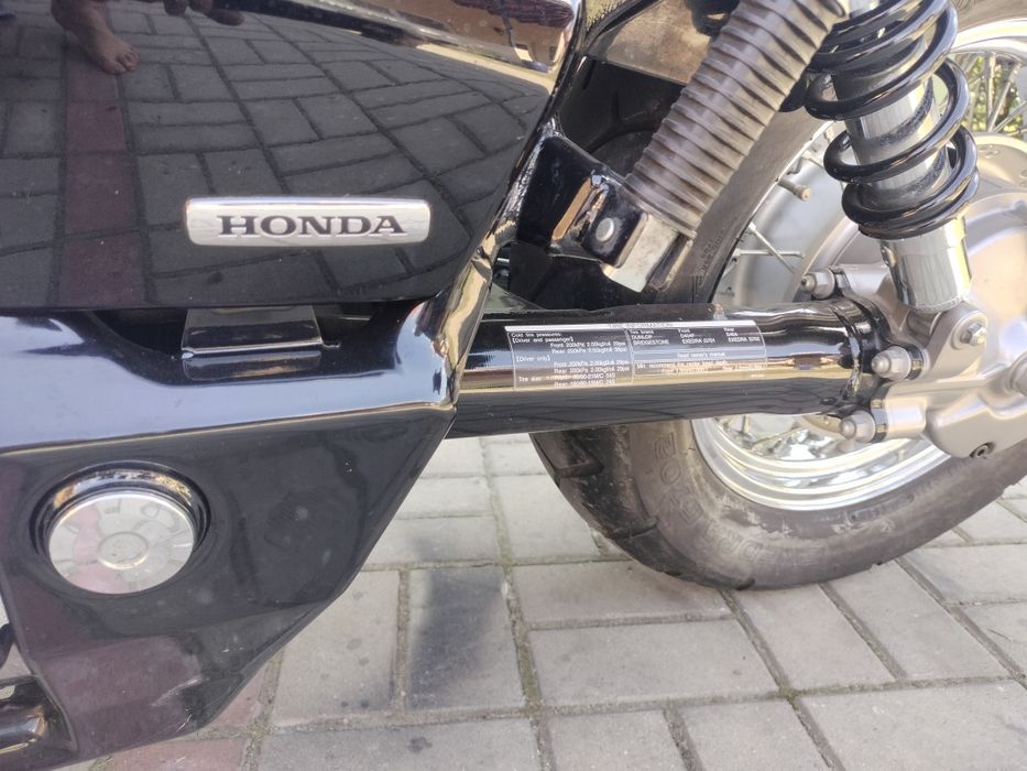 Honda Shadow vt 750