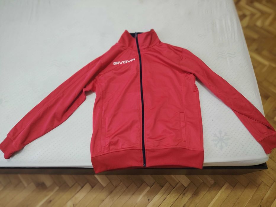 Мъжки Анцунг Givova червен