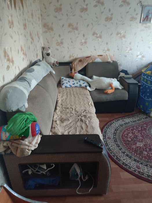 Диван угловой раздвижной б/у