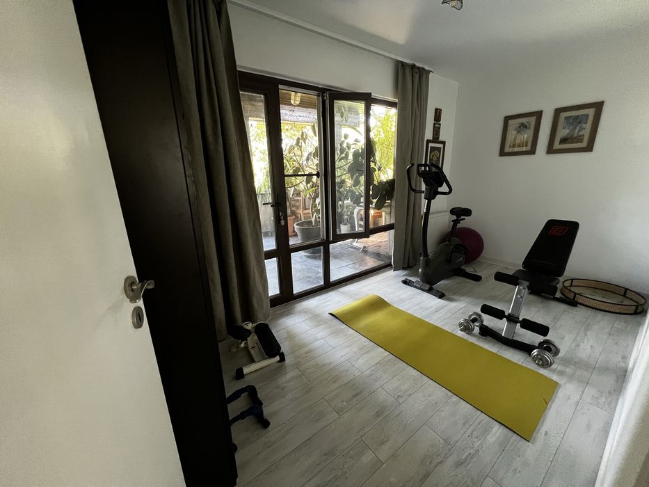 Casă individuală P+1, 6 camere, 3 băi, teren 700mp, 2 fronturi stradale – Corbeanca, Tămasi