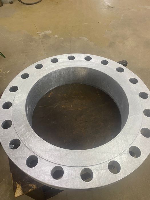 Продам воротниковые фланцы