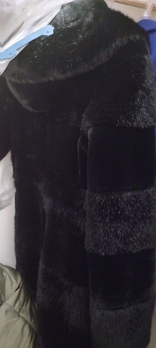 Продам зимнюю шубу.