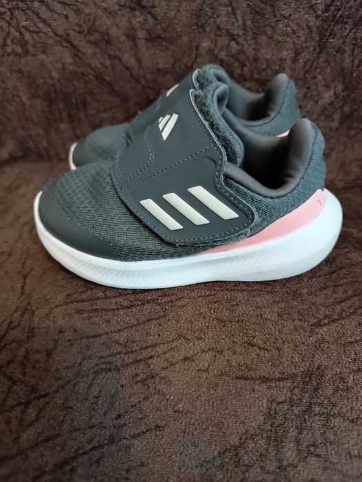 Бебешки маратонки Адидас