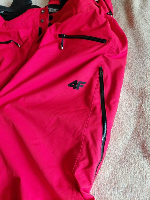 Clăpari + pantaloni ski/snowboard