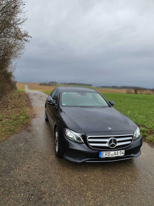 Mercedes-Benz E300 Automatic Под Наем – Varna Shumen Burgas
