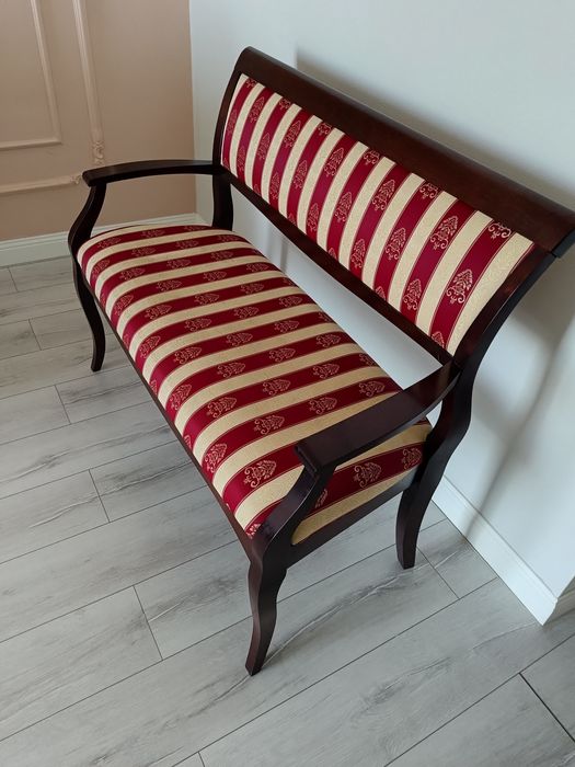 Банкетка со спинкой