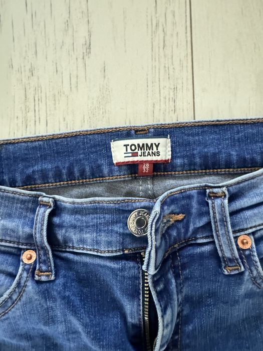 Дънки Tommy jeans 28/32