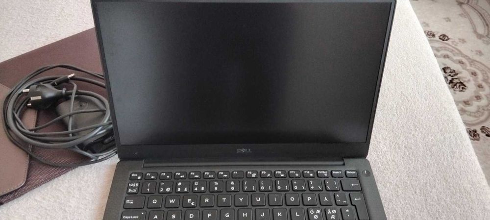 Dell XPS 13 9350 i5-6200U 8GB 256GB SSD M.2 1920x1080 Business Class
