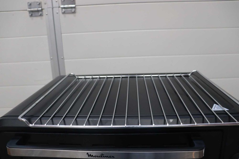 Фурна Moulinex Optimo (OX495810) 60L 2200W, лек дефект