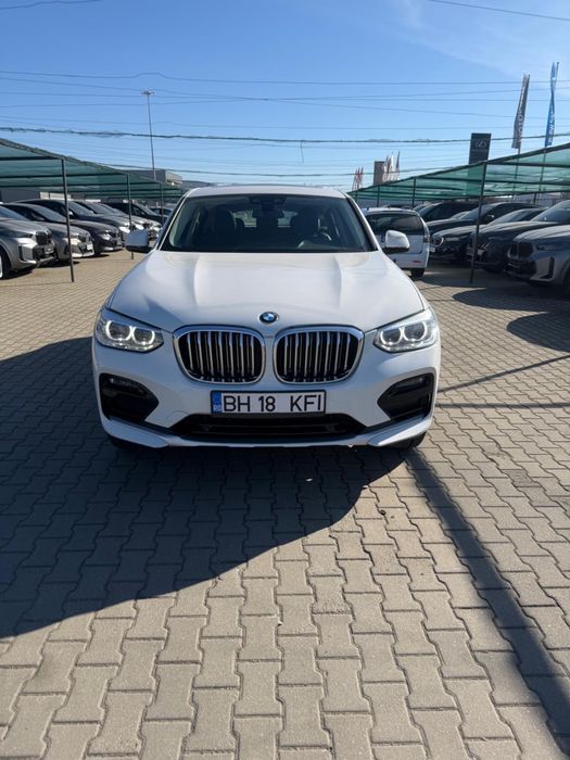 Vând BMW X4 2.0d XDrive 2021