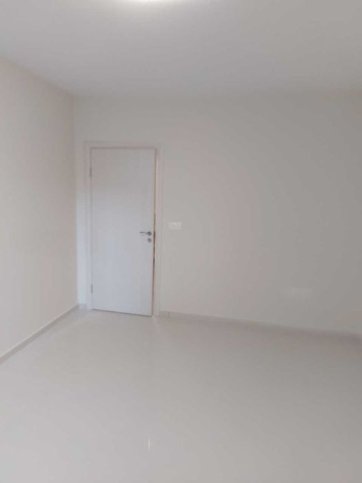 Дава се под наем Тристаен апартамент в София, Градина - 120 кв.м за 972.06 € - Снимка #2
