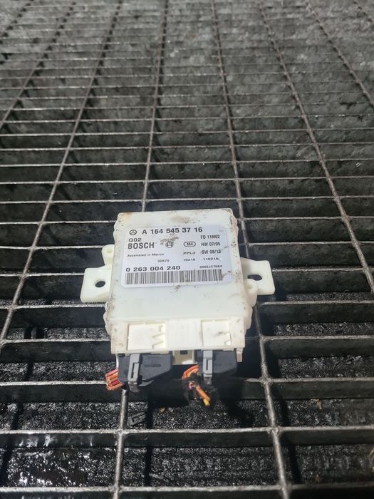 Modul Mercedes ML W164 Facelift 2008 - 2011 (820) SENZOR PARCARE A1645453716