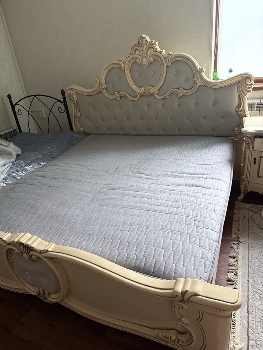 Продается спальный кровать