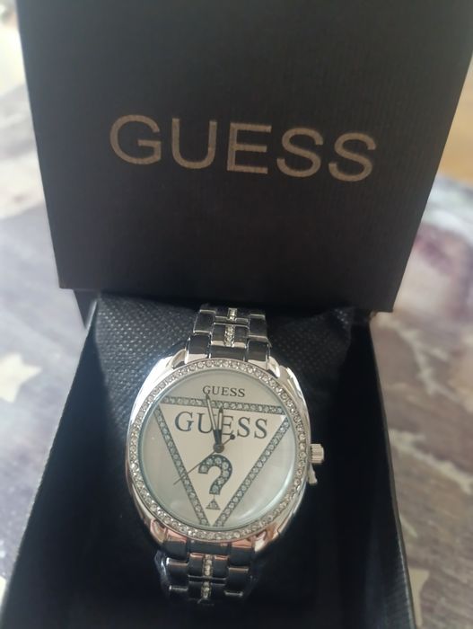 Дамски часовник Guess