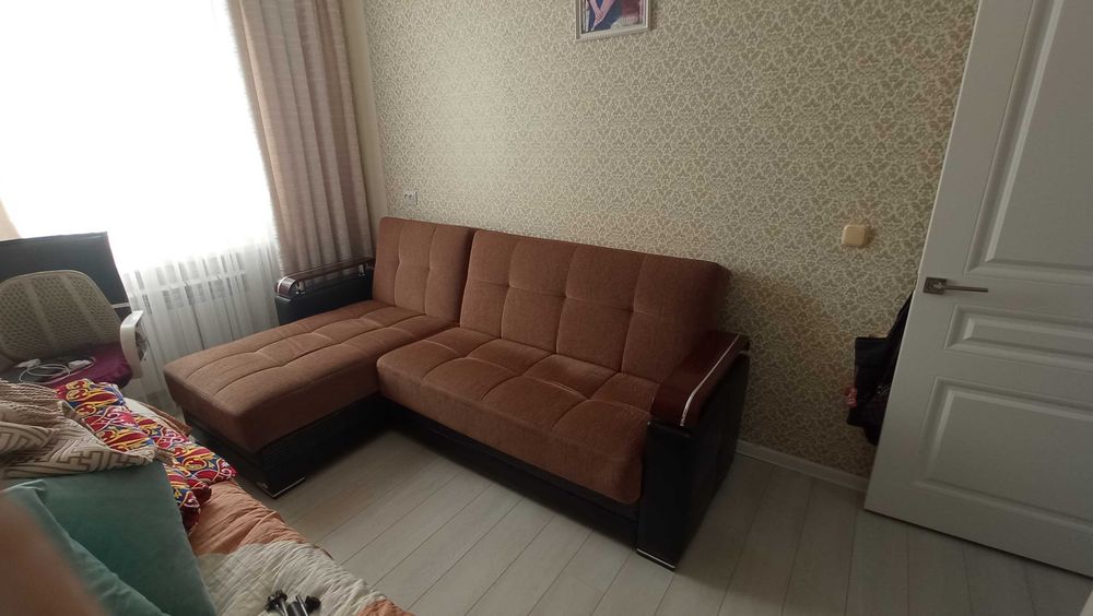 Угловой раскладной диван