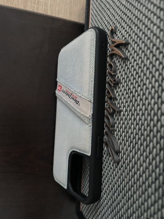 Дънков кейс за iphone 12