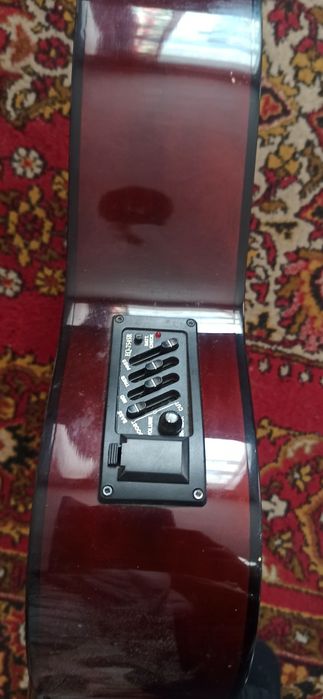 Гитара акустическая