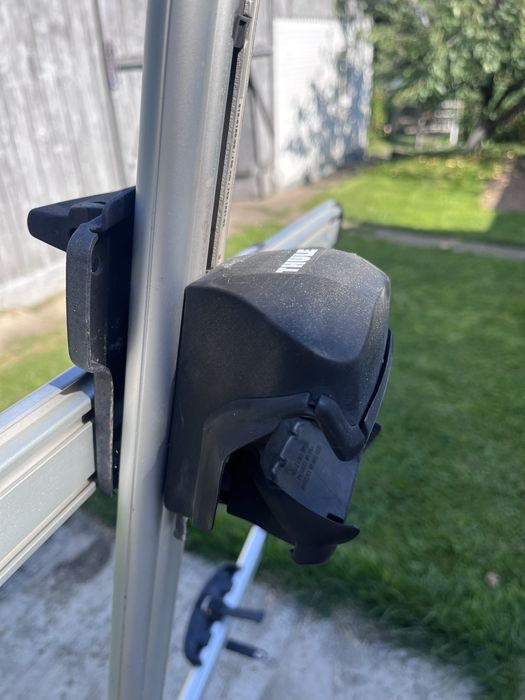 Bare transversale Thule 120 cm + 2 suporti bicicleta Thule