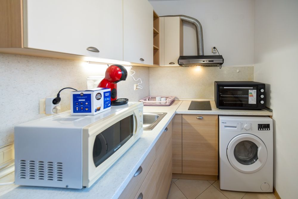 Дава се под наем Двустаен апартамент в к.к. Слънчев бряг - 50 кв.м за 3060 € - Снимка #9