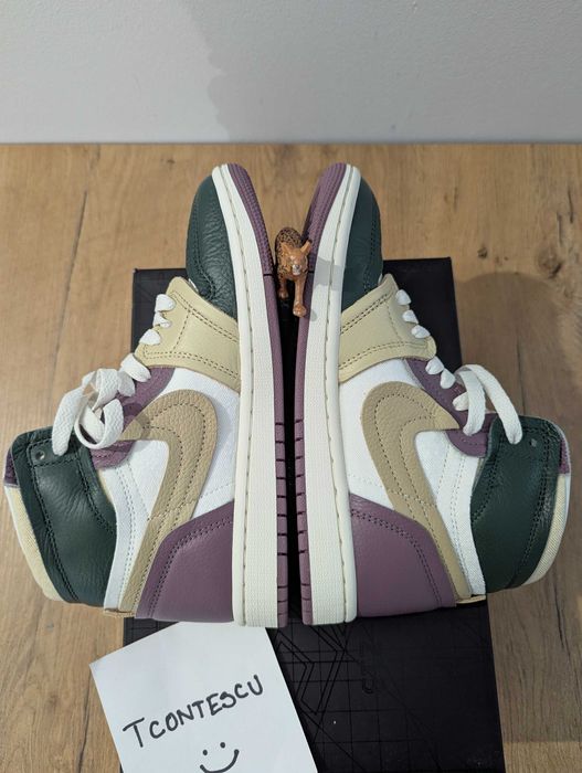 Air Jordan 1 High Method of Make WMNS „Galactic Jade” – US 5.5 / EU 36 / CM 22.5 - NOU