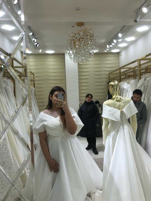 Платье свадебное