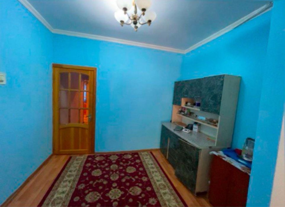 Сергелийский р-н Куйлюк 6  4/1/5 раздельная 102 м2 вдоль дороги