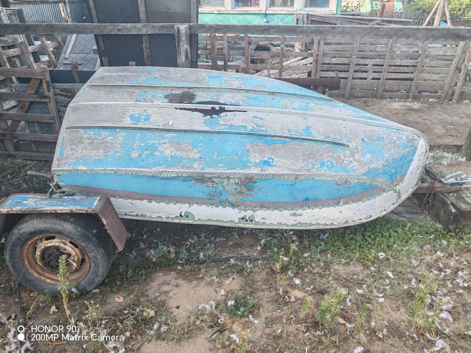 Лодка алюминиевая
