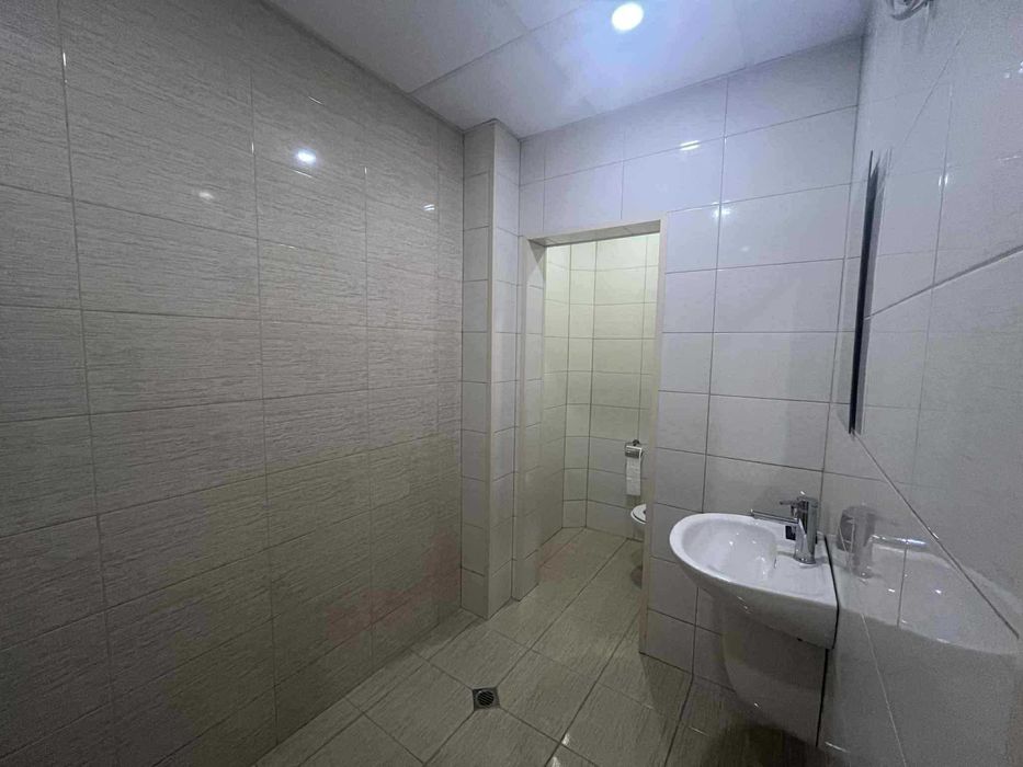 Дава се под наем Офис в Горна Оряховица - 28 кв.м за 127.5 € - Снимка #3