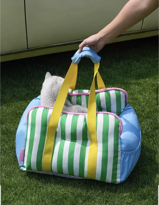 Переноска для собак и кошек