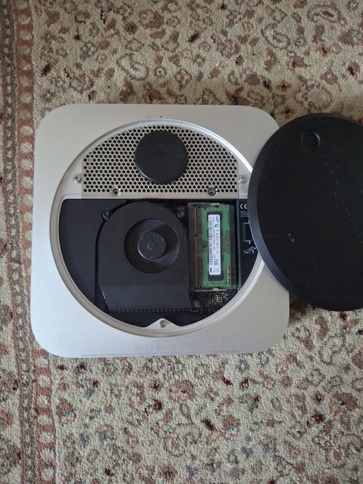 Apple Mac mini(2010)