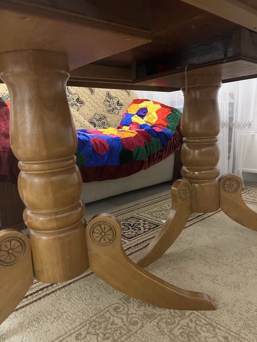 Качественный деревянный стол-трансформер