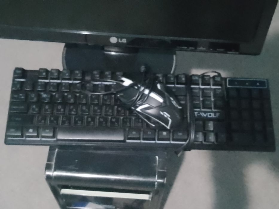 Kompyuter stol aybsiz