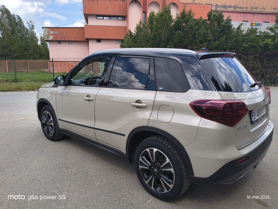 Suzuki Vitara  hibrid  4×4